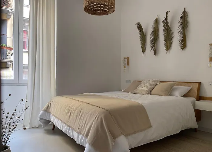 Luxury Designer In The Historical Center Apartment