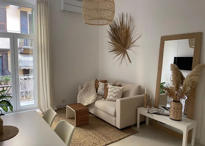 Luxury Designer In The Historical Center Apartment La Spezia